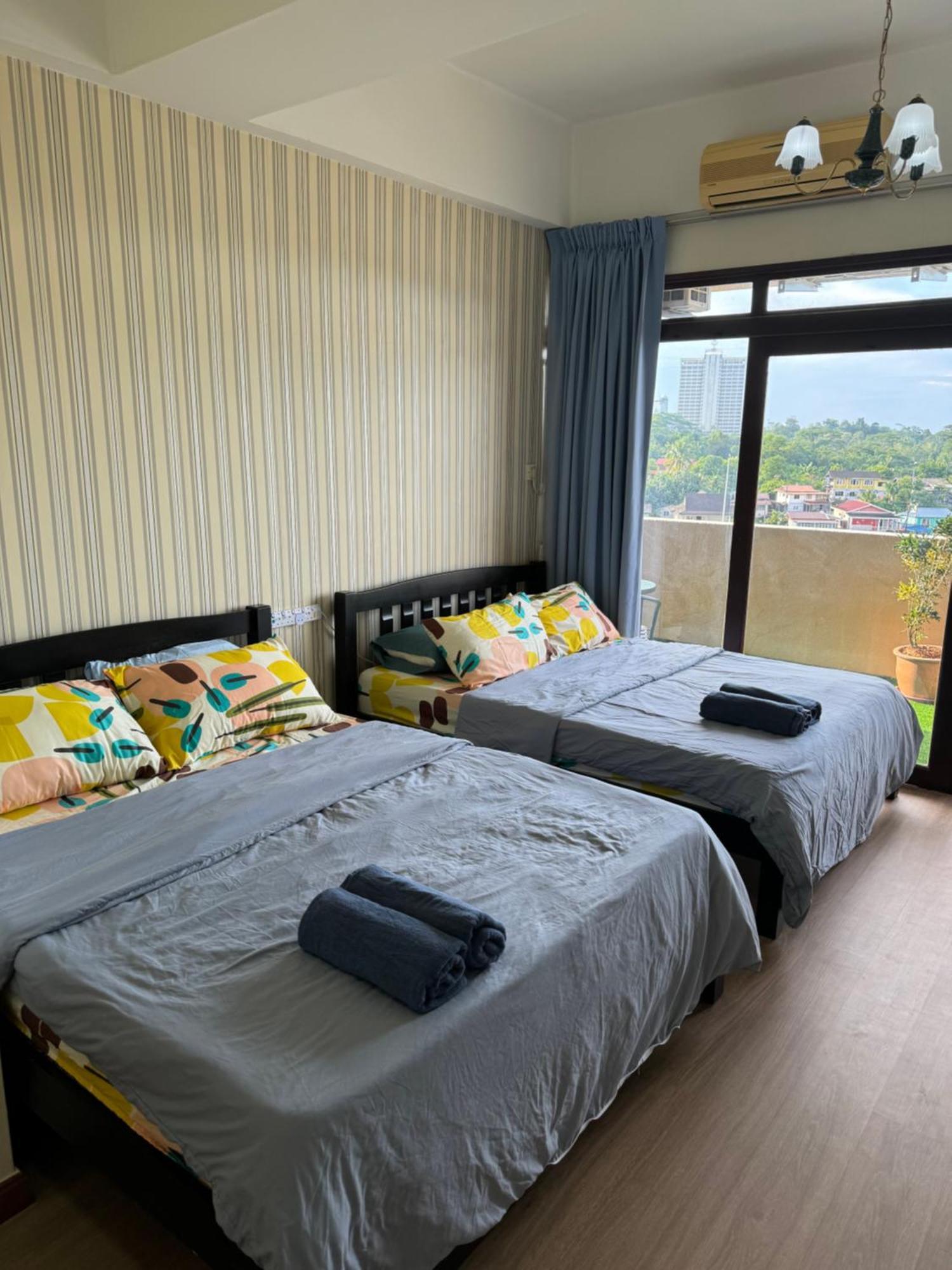 Riverview Home @Waterfront Kch Kuching Habitación foto